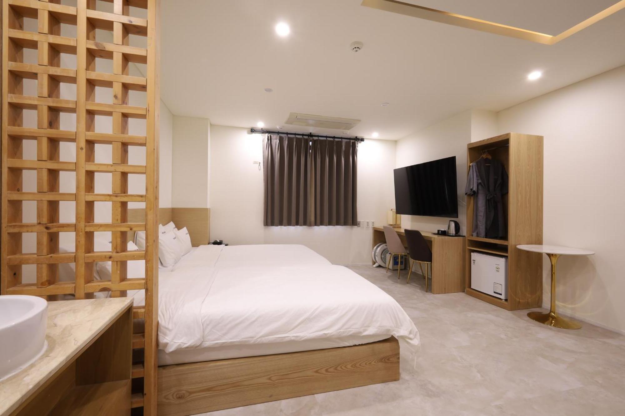 Trt Hotel Busan Exteriör bild