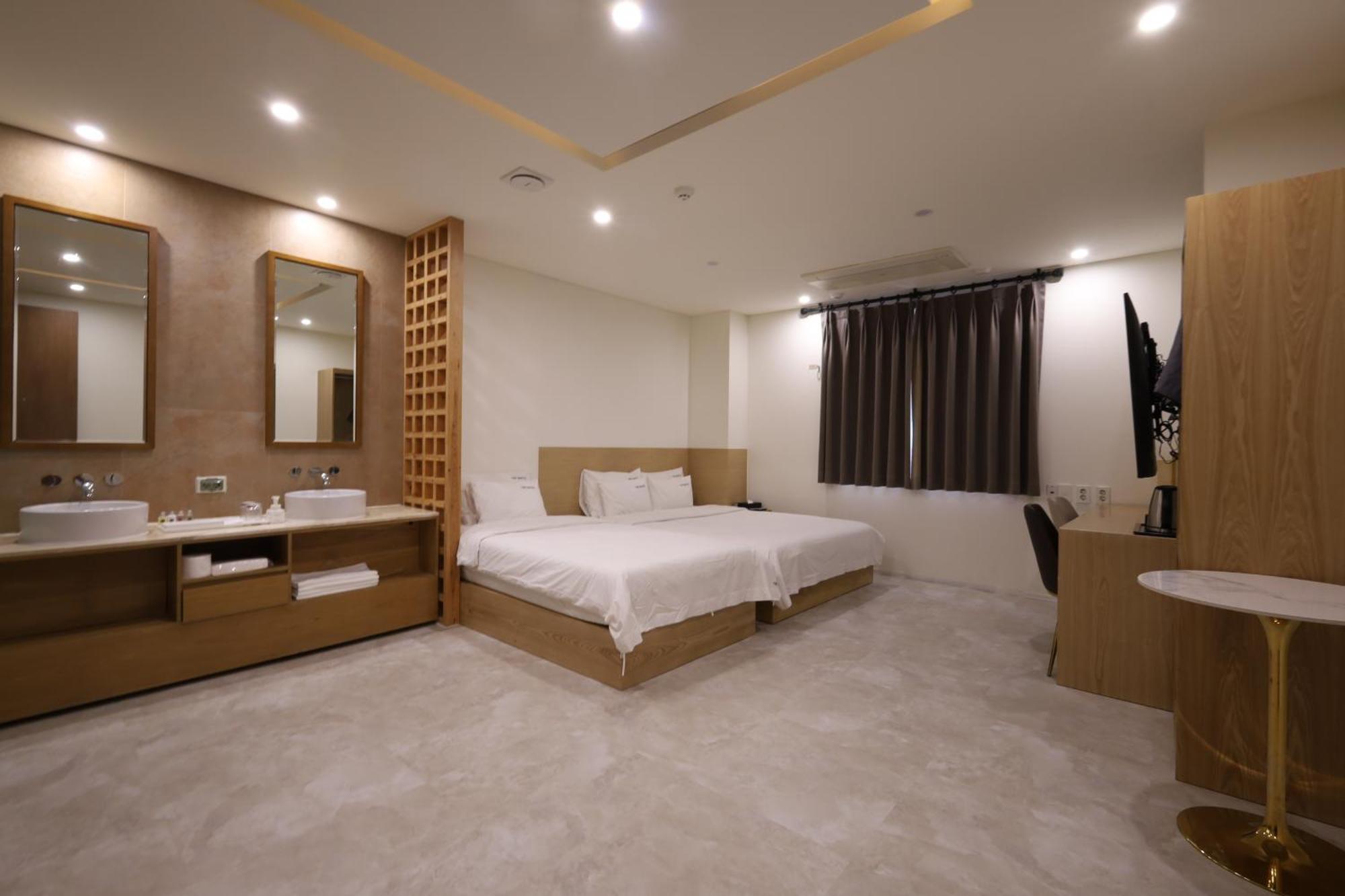 Trt Hotel Busan Exteriör bild
