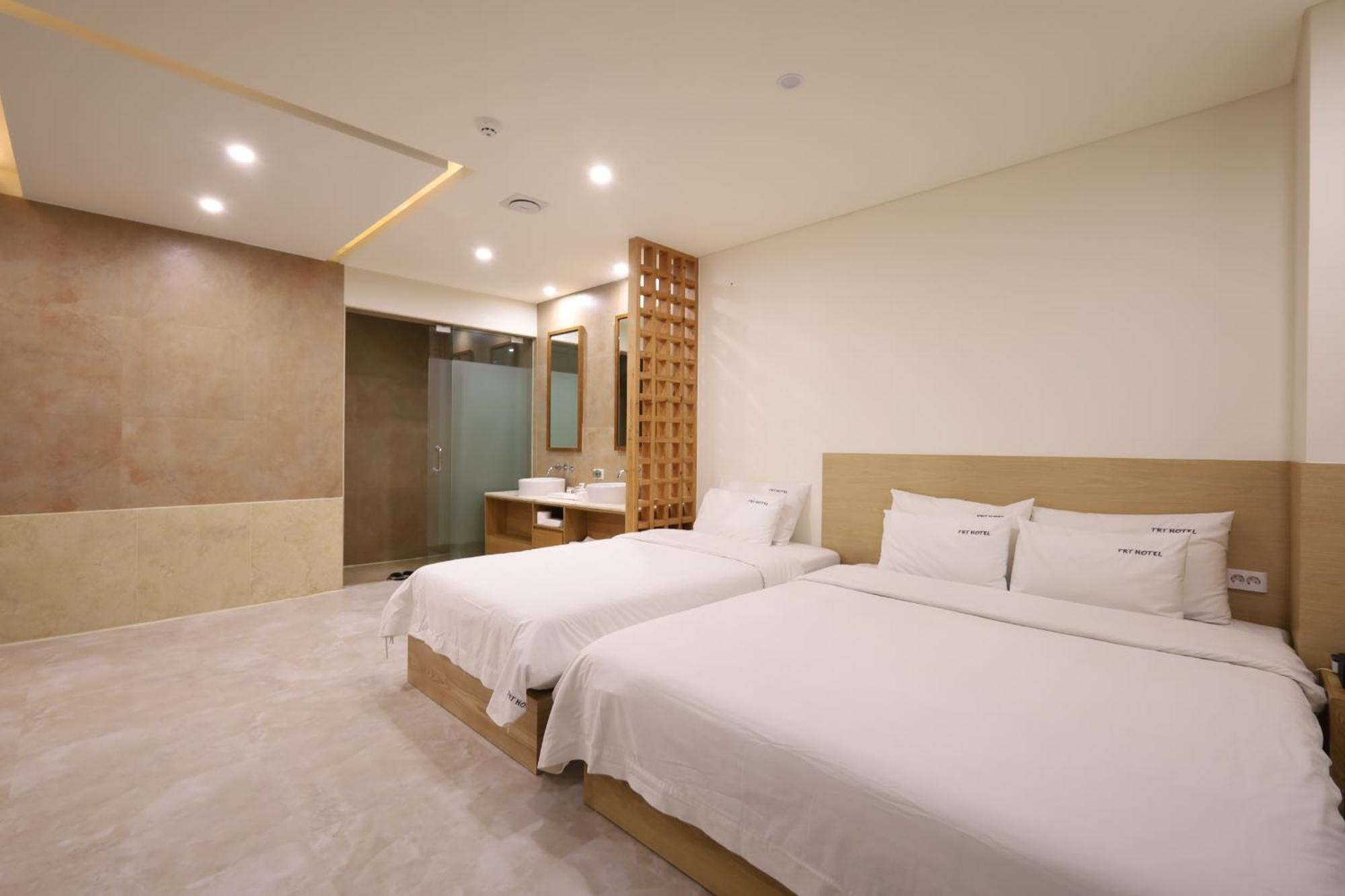 Trt Hotel Busan Exteriör bild