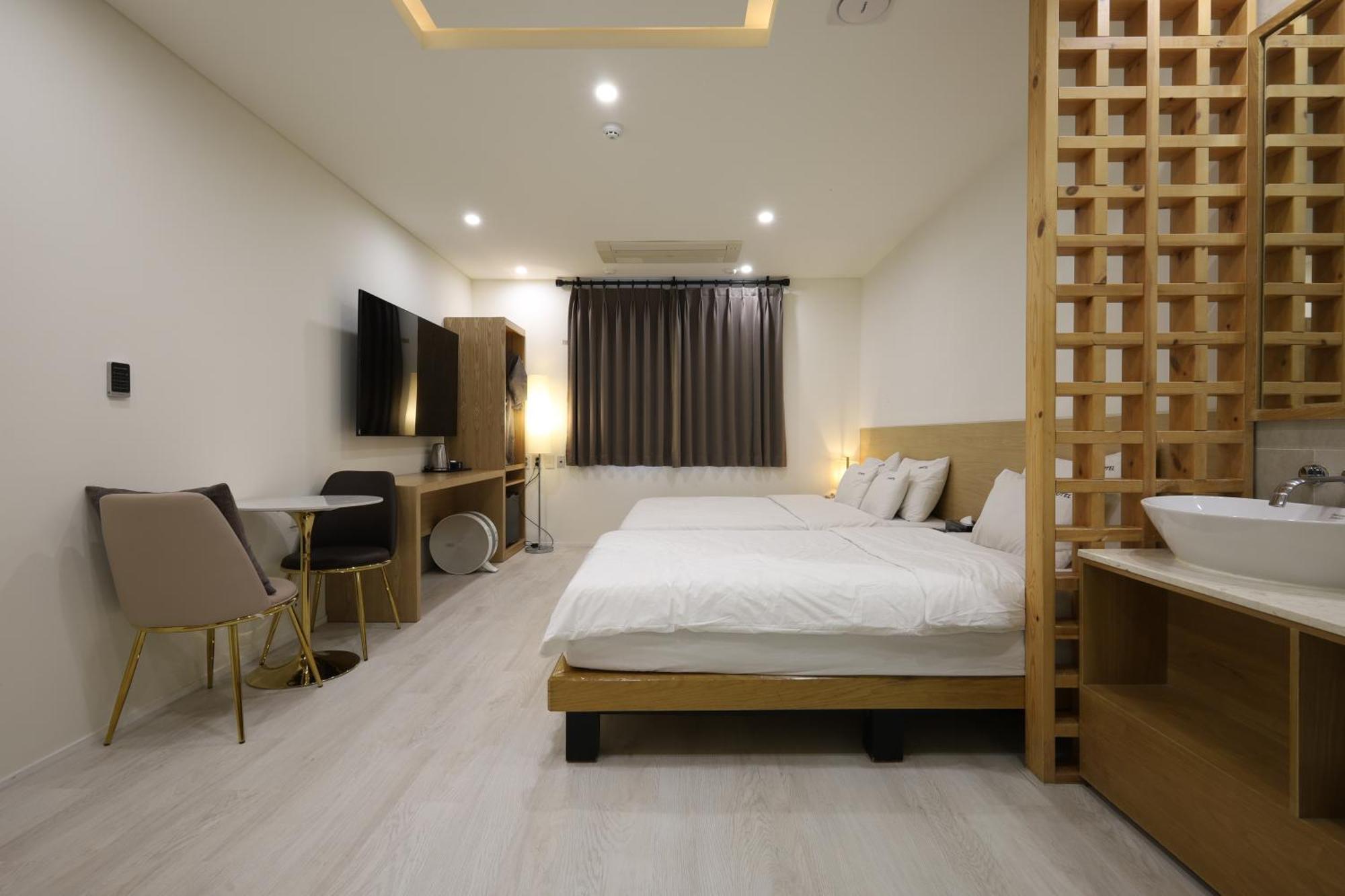 Trt Hotel Busan Exteriör bild